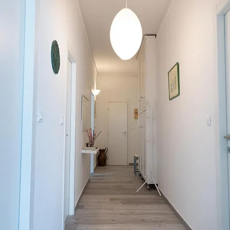 Casadelfino Apartment